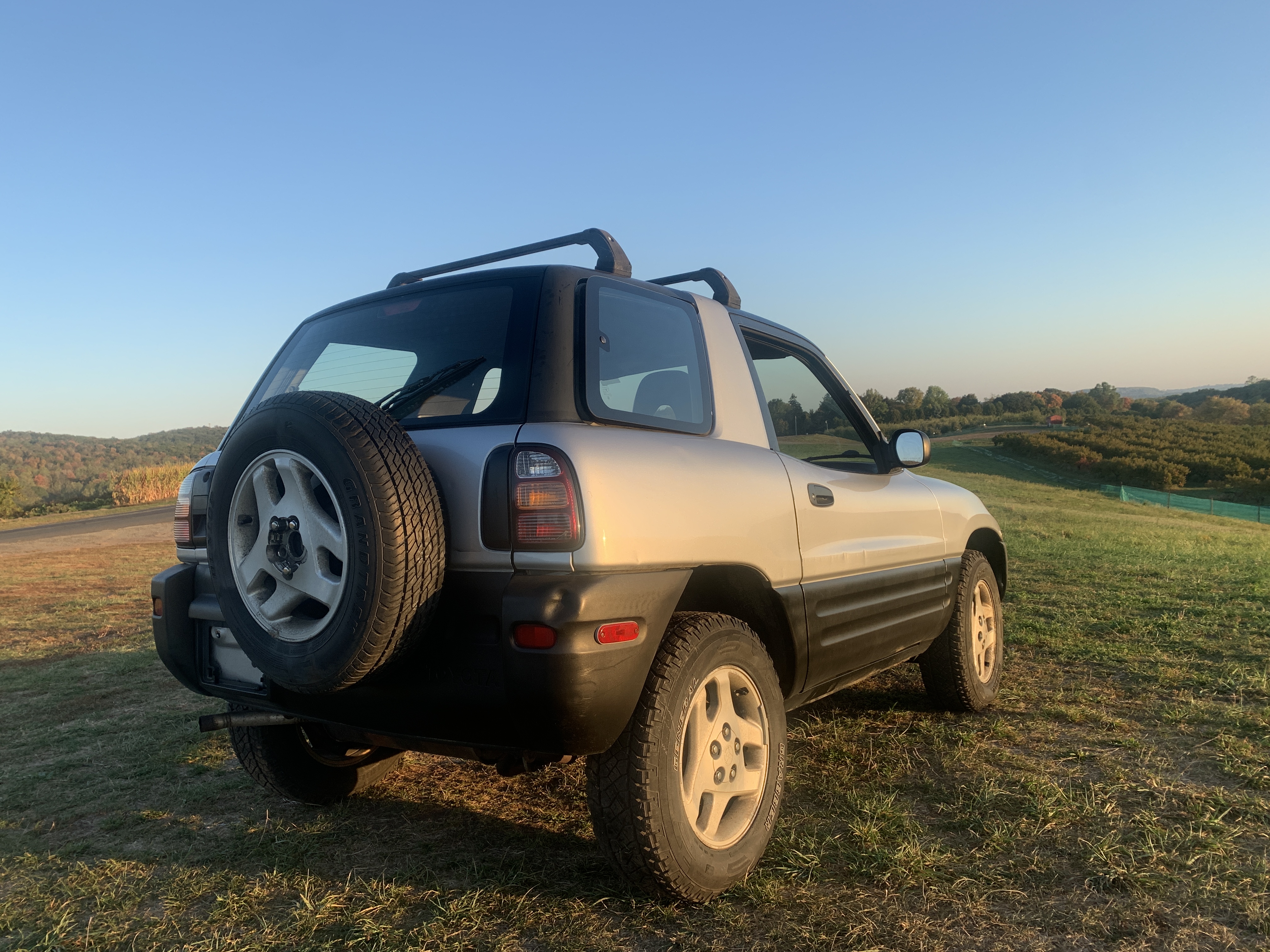 1998 Toyota RAV4 2 Door AWD — photo 95